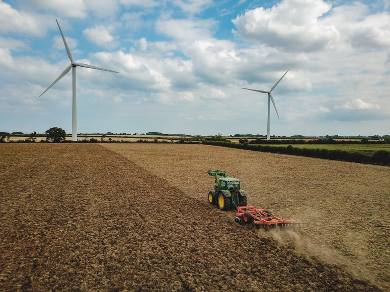 York agri-tech pollination start-up wins innovation finance award  from World Wildlife Fund and Tesco collaboration